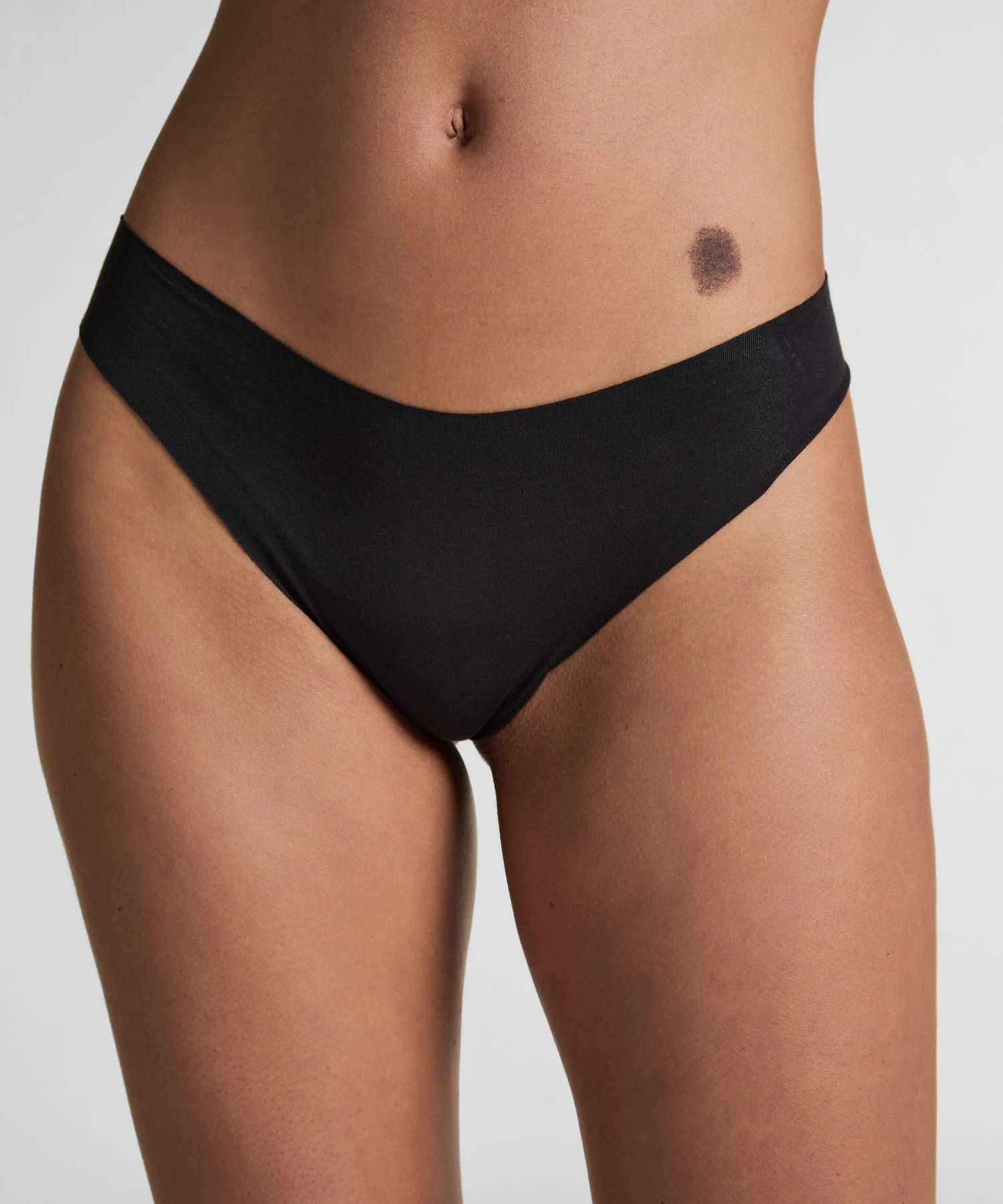 Hunkemöller String Invisible En Coton- Noir 2 Hunkemöller String Invisible En Coton- Noir – Image 2