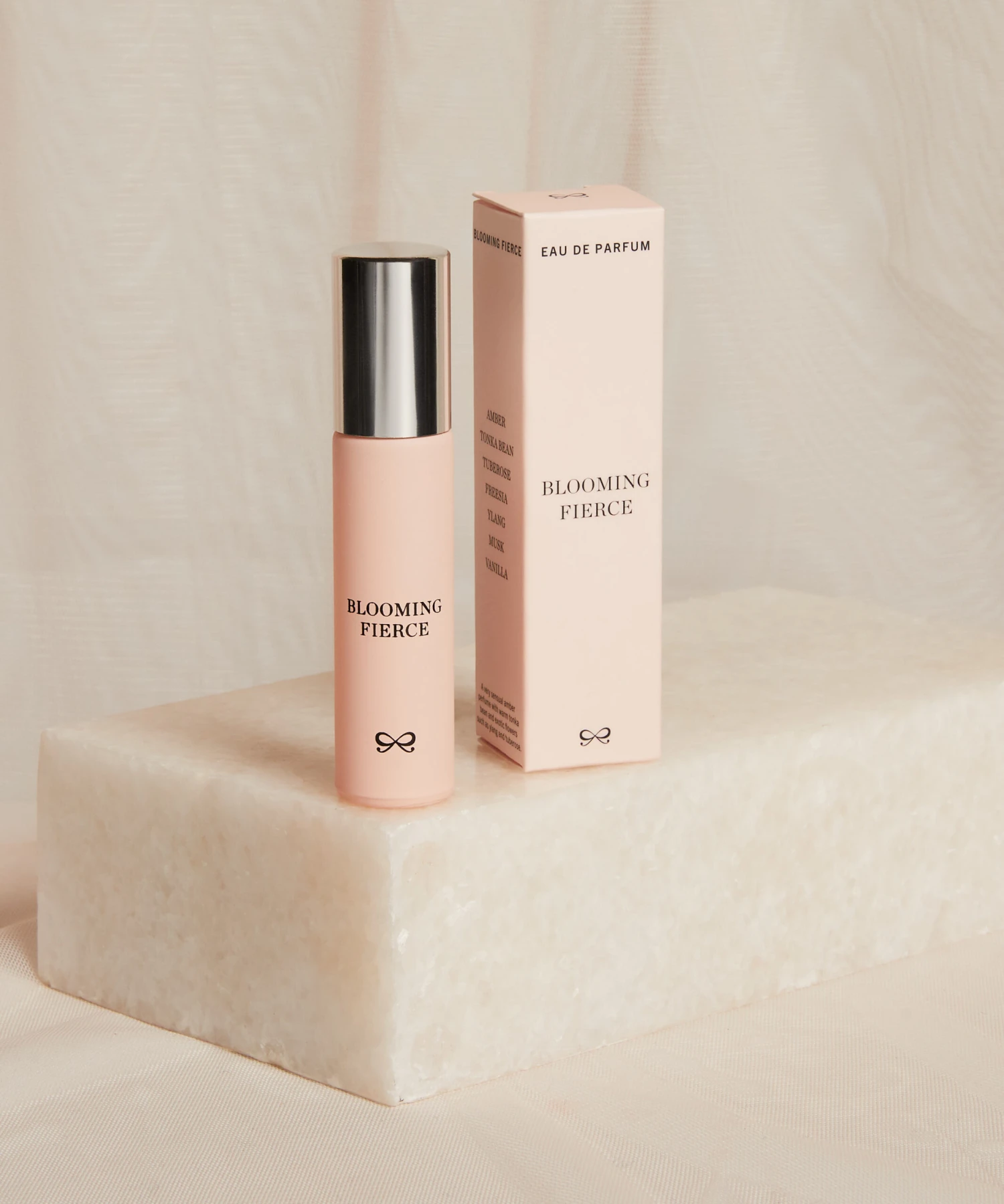 Hunkemöller Parfum Petit Format Blooming Fierce 10 Ml- Blanc 1 Hunkemöller Parfum Petit Format Blooming Fierce 10 Ml- Blanc