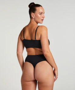 Hunkemöller String Smooth- Noir 12 Hunkemöller String Smooth- Noir -Hunkemoller Boutique 206773 13