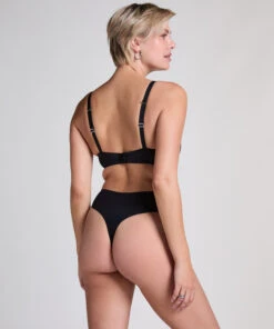 Hunkemöller String Smooth- Noir 10 Hunkemöller String Smooth- Noir -Hunkemoller Boutique 206773 4