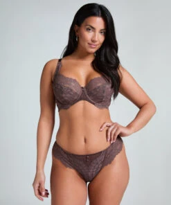 Hunkemöller String Daisy- Marron