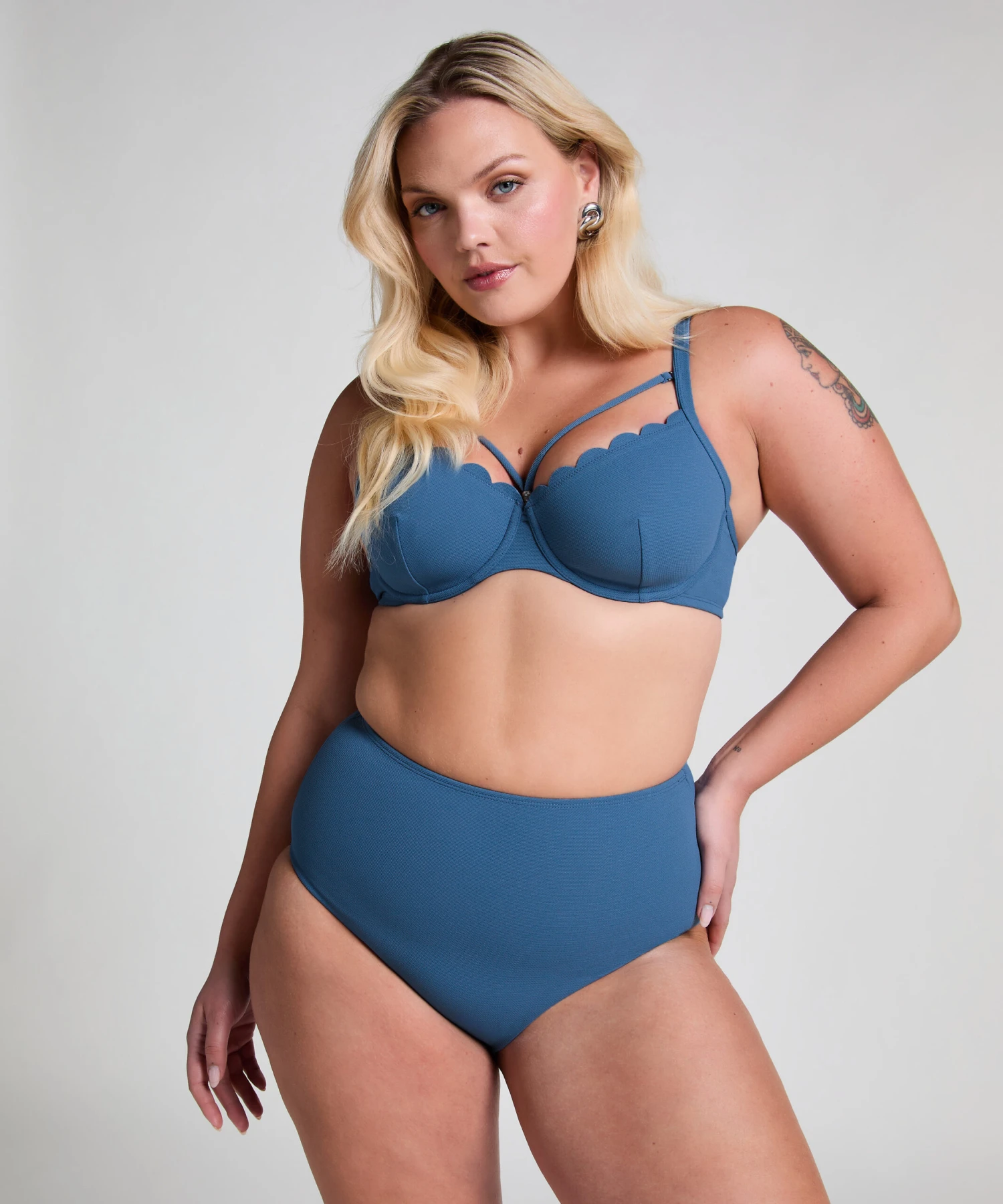Hunkemöller Haut De Bikini Préformé à Armatures Scallop- Bleu 5 Hunkemöller Haut De Bikini Préformé à Armatures Scallop- Bleu – Image 5