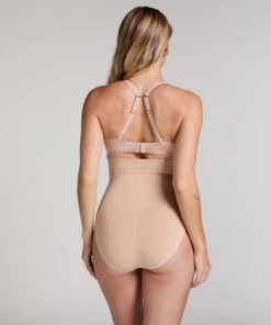 Hunkemöller Slip Rio Taille Haute Sans Coutures Mettant En Valeur La Silhouette- Beige 7 Hunkemöller Slip Rio Taille Haute Sans Coutures Mettant En Valeur La Silhouette- Beige -Hunkemoller Boutique 301750 4