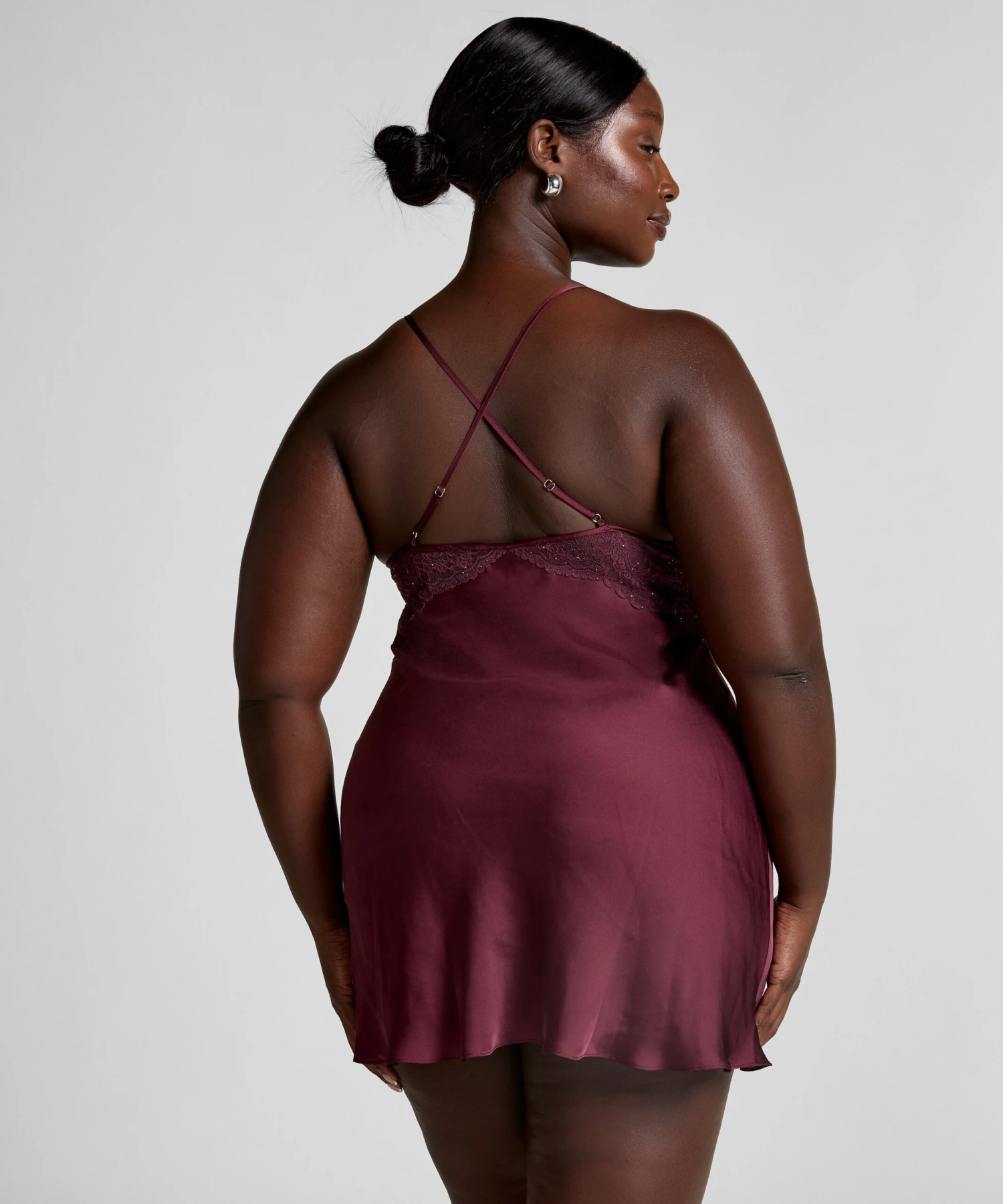 Hunkemöller Robe Fourreau Isadora- Rouge 5 Hunkemöller Robe Fourreau Isadora- Rouge – Image 5