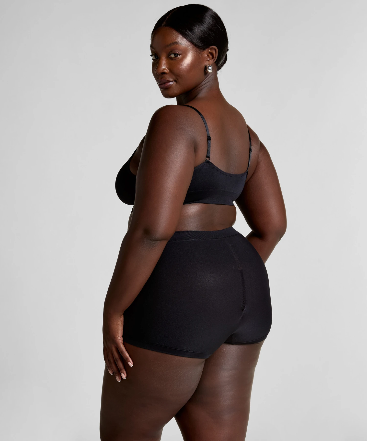 Hunkemöller Short Dide- Noir 5 Hunkemöller Short Dide- Noir – Image 5